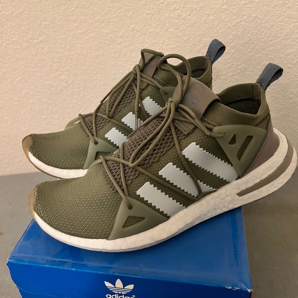 Adidas Arkyn Olive and White Sneakers - Picture 3 of 4